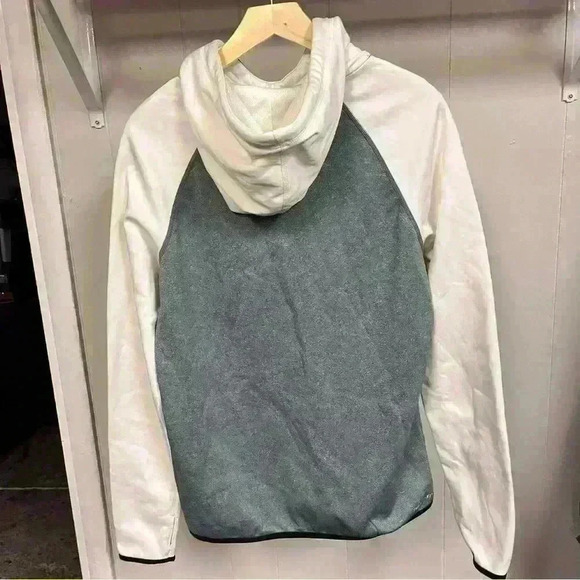 Nike Therma-Fit Womens Swoosh Colorblock Pockets Sweatshirt Hoodie Size M - Picture 2 of 10